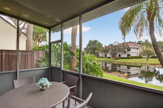 4588 Carambola Cir S 27219, Coconut Creek, FL 33066