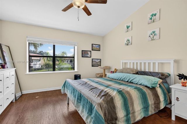 4588 Carambola Cir S 27219, Coconut Creek, FL 33066