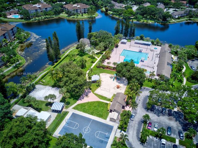 4588 Carambola Cir S 27219, Coconut Creek, FL 33066