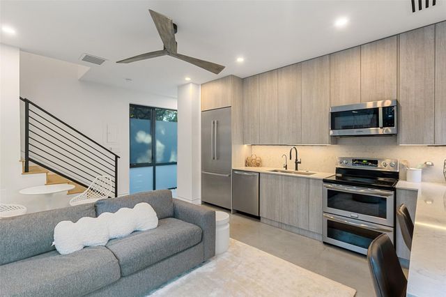 2503 Dip CV, Austin, TX 78704