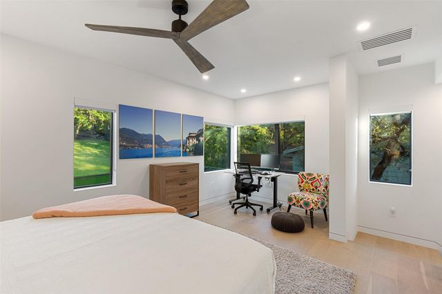 2503 Dip CV, Austin, TX 78704