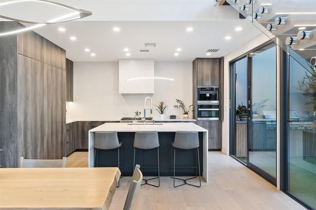 2503 Dip CV, Austin, TX 78704