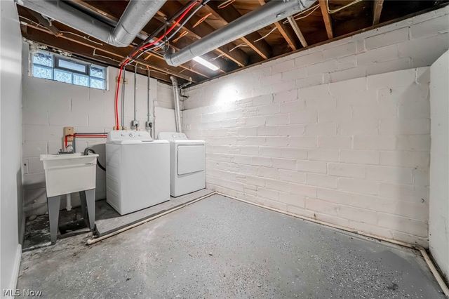 3114 W 160th Street, Cleveland, OH 44111