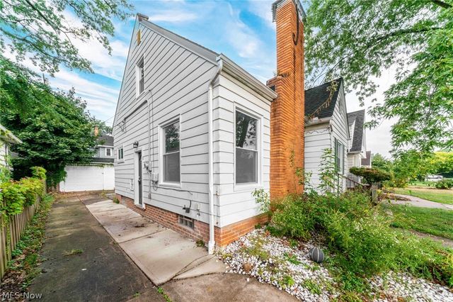 3114 W 160th Street, Cleveland, OH 44111