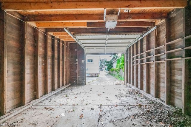 3114 W 160th Street, Cleveland, OH 44111