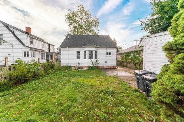 3114 W 160th Street, Cleveland, OH 44111
