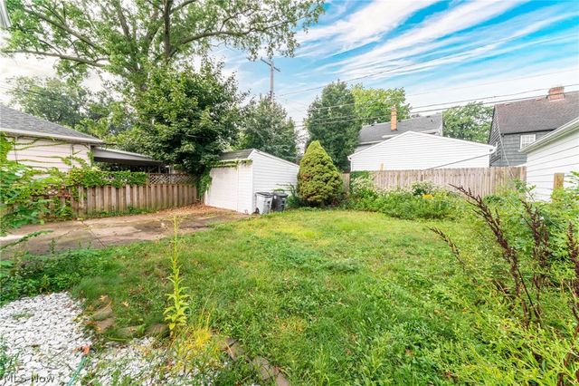 3114 W 160th Street, Cleveland, OH 44111