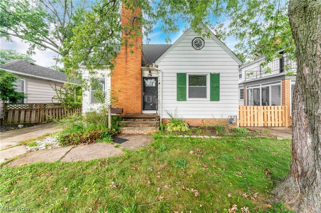 3114 W 160th Street, Cleveland, OH 44111