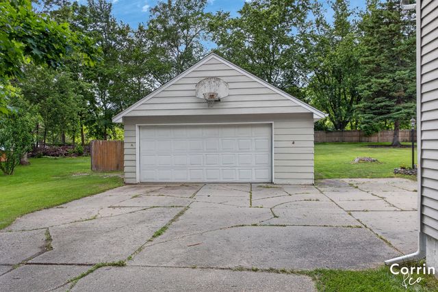 2051 Nolan Avenue NW, Grand Rapids, MI 49534