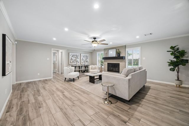 11007 Cranbrook Road, Houston, TX 77042