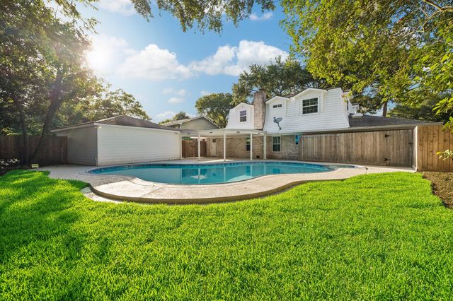 11007 Cranbrook Road, Houston, TX 77042