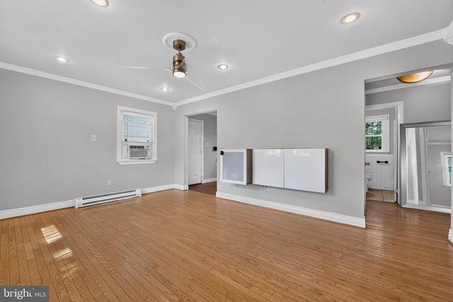 419 ABEL AVE, Capitol Heights, MD 20743