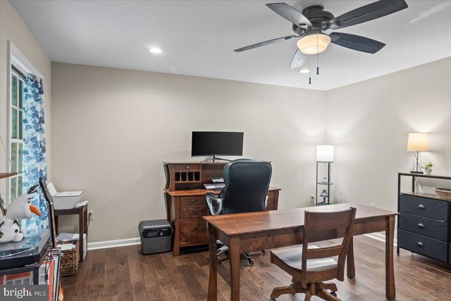 786 ARBOR DR, Red Lion, PA 17356