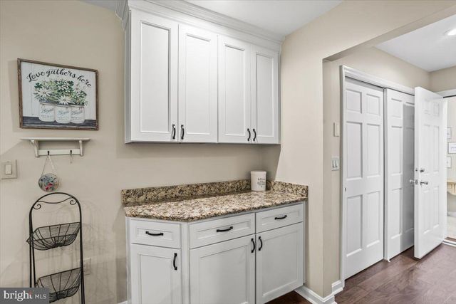 786 ARBOR DR, Red Lion, PA 17356