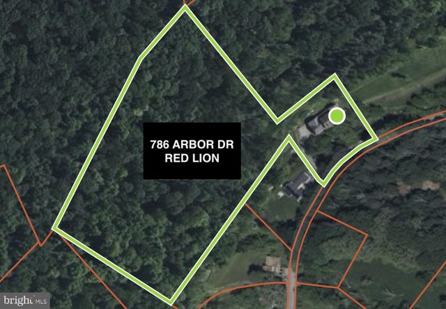 786 ARBOR DR, Red Lion, PA 17356