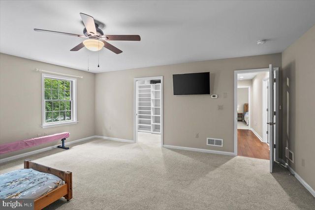 786 ARBOR DR, Red Lion, PA 17356