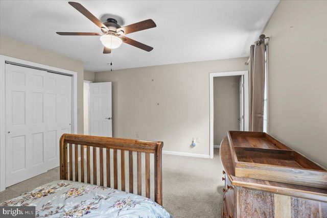 786 ARBOR DR, Red Lion, PA 17356