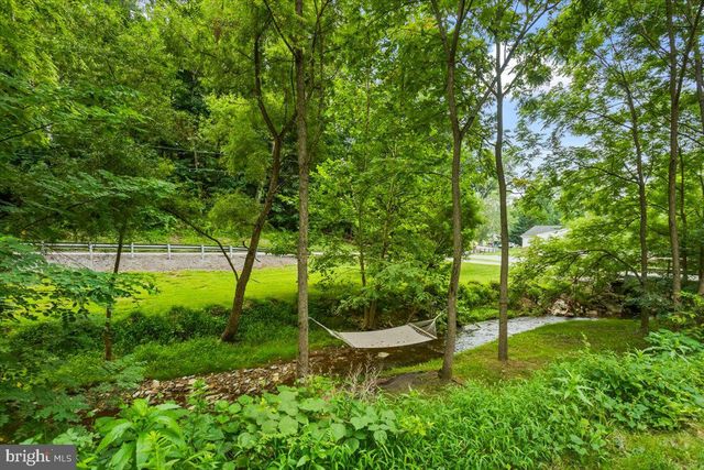 786 ARBOR DR, Red Lion, PA 17356