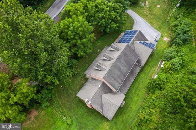 786 ARBOR DR, Red Lion, PA 17356