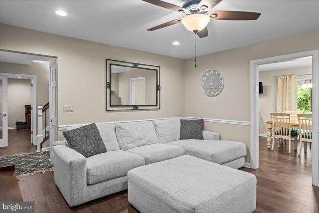 786 ARBOR DR, Red Lion, PA 17356