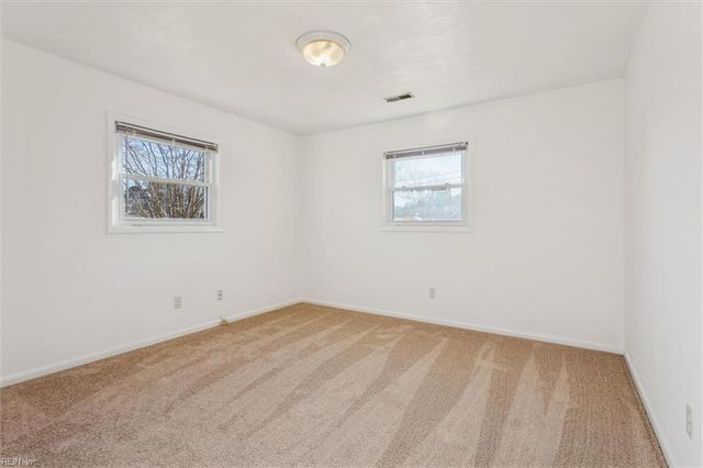 41 Ivy Farms RD, Newport News, VA 23601