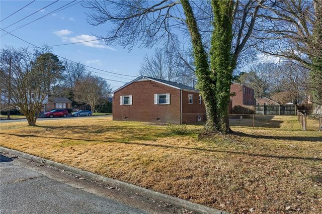 41 Ivy Farms RD, Newport News, VA 23601