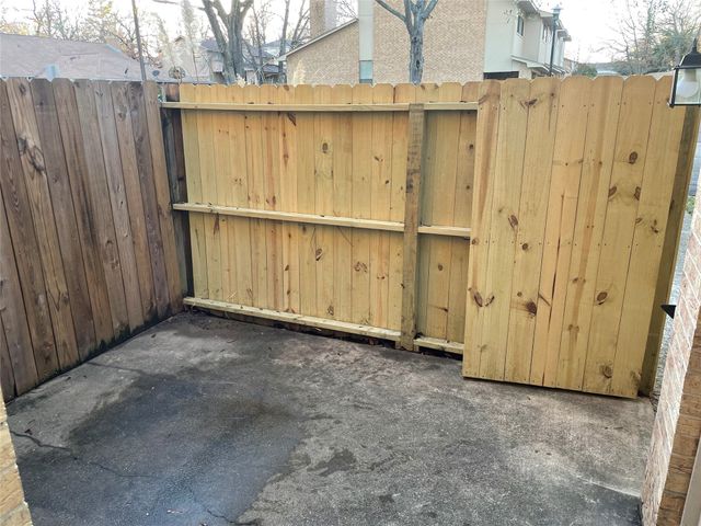2404 Villa Court, Tyler, TX 75703
