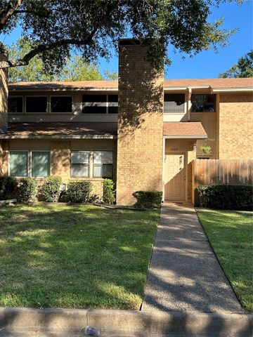 2404 Villa Court, Tyler, TX 75703