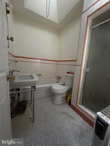 535 E PENN ST, Philadelphia, PA 19144