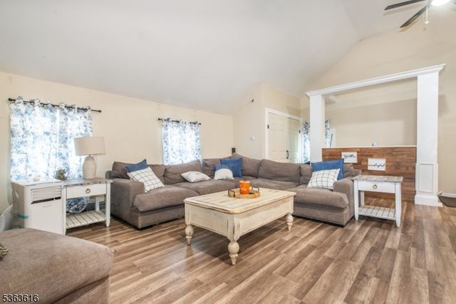 42 Pond School Rd 2, Wantage Twp., NJ 07461