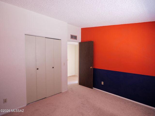 9614 E Burnett Street, Tucson, AZ 85730