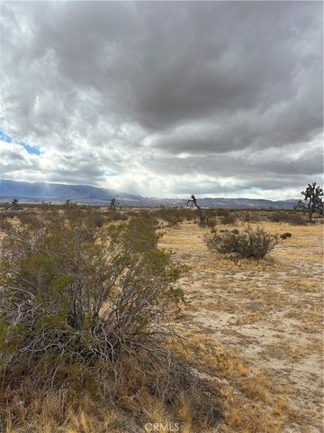 165 E Avenue S, Palmdale, CA 93591