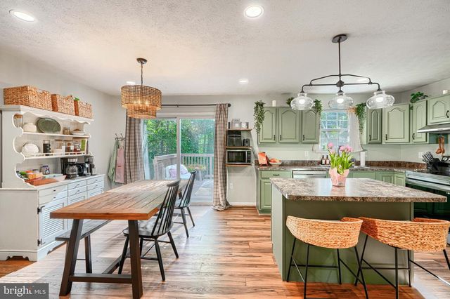 30126 EDINBOROUGH DR, Mechanicsville, MD 20659