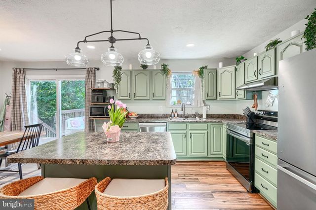 30126 EDINBOROUGH DR, Mechanicsville, MD 20659