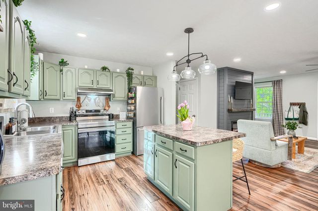 30126 EDINBOROUGH DR, Mechanicsville, MD 20659