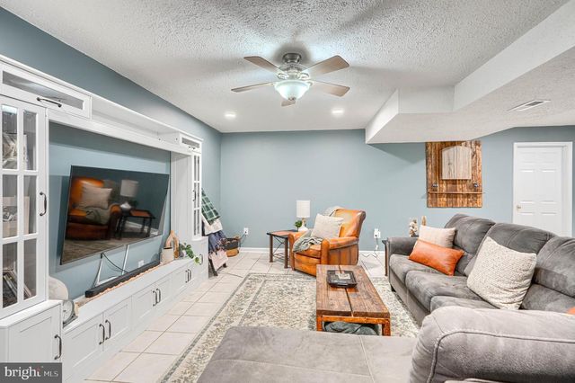 30126 EDINBOROUGH DR, Mechanicsville, MD 20659