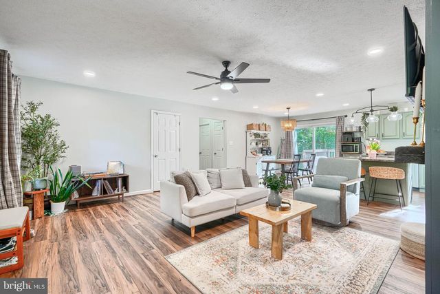 30126 EDINBOROUGH DR, Mechanicsville, MD 20659
