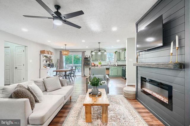 30126 EDINBOROUGH DR, Mechanicsville, MD 20659