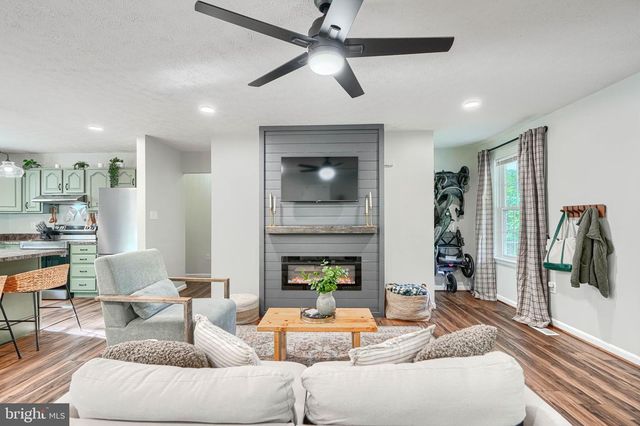30126 EDINBOROUGH DR, Mechanicsville, MD 20659