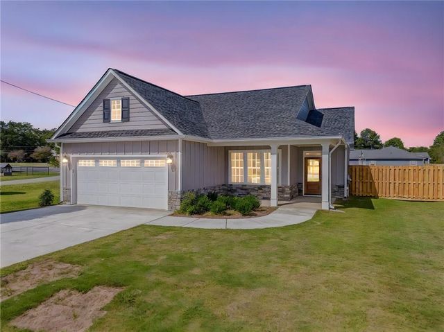 109 Forrest Avenue, Cartersville, GA 30120