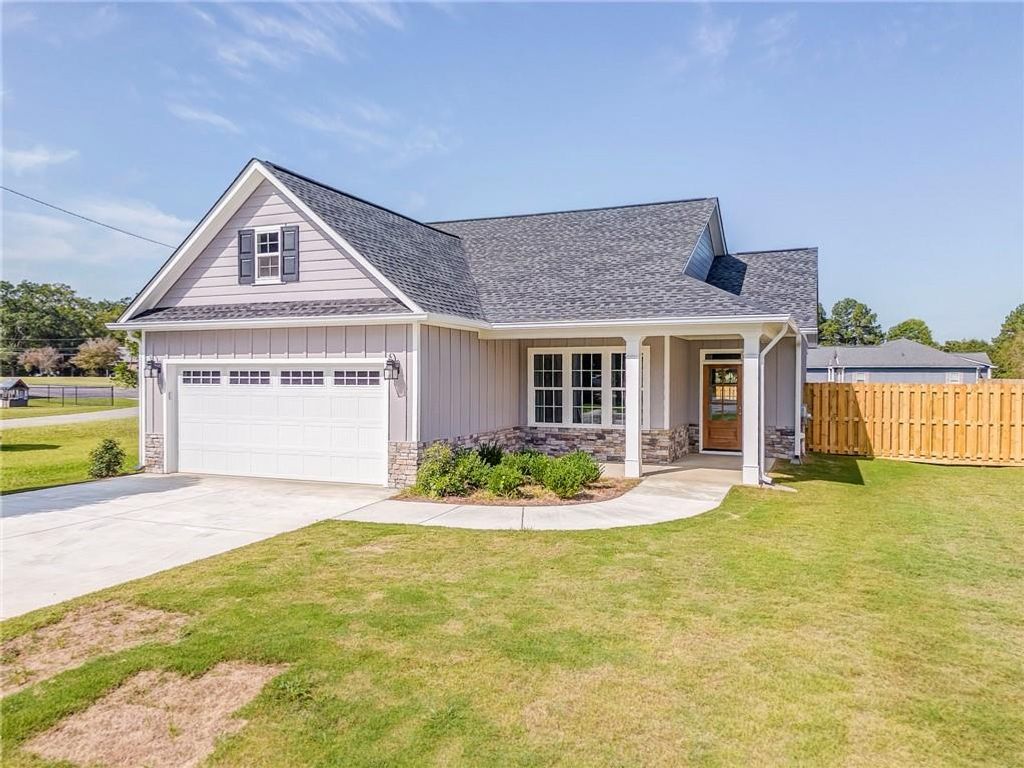 109 Forrest Avenue, Cartersville, GA 30120