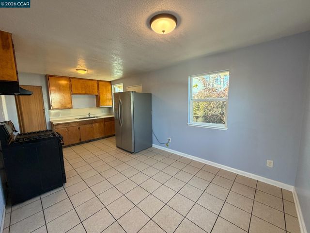 341 S 8Th St, Richmond, CA 94804