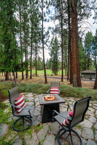 2610 NW Morris Court, Bend, OR 97703
