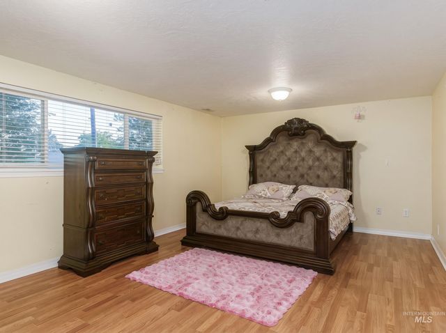 1959 Beth St, Pocatello, ID 83201