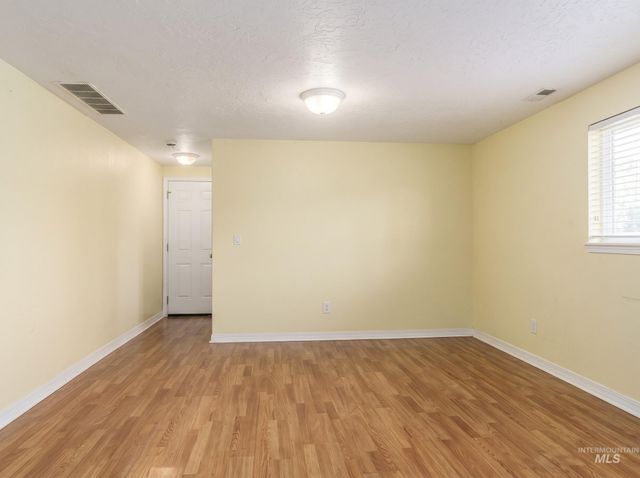 1959 Beth St, Pocatello, ID 83201
