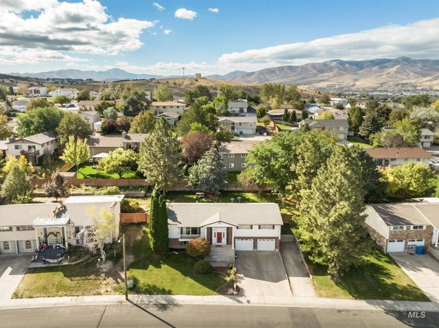 1959 Beth St, Pocatello, ID 83201