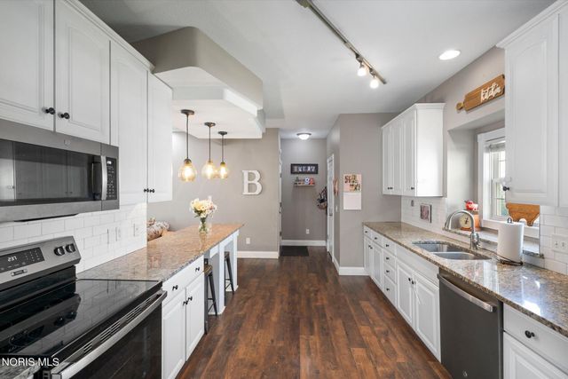 4530 Cam Bay Court, Maumee, OH 43537
