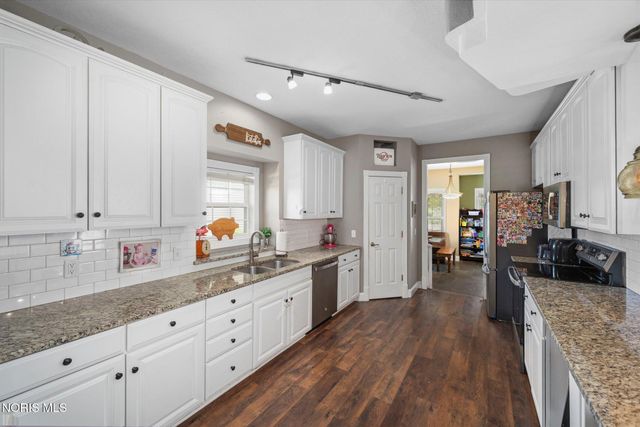 4530 Cam Bay Court, Maumee, OH 43537
