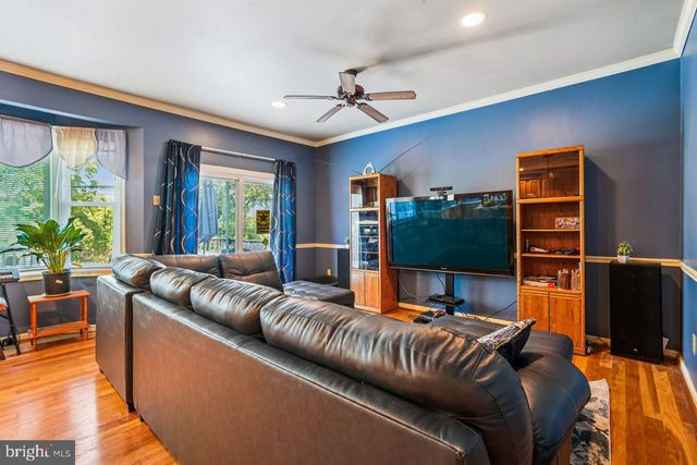 6418 SLIGO MILL RD, Takoma Park, MD 20912