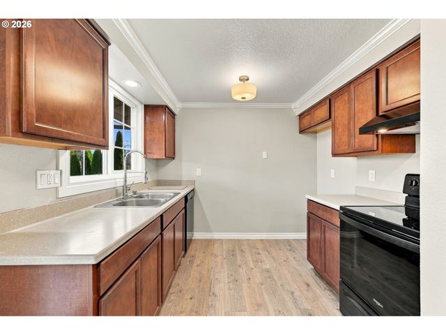 1240 Nw 55TH Loop, Vancouver, WA 98663